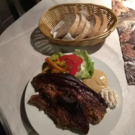 Helene S Mini Pivovarem 招待所