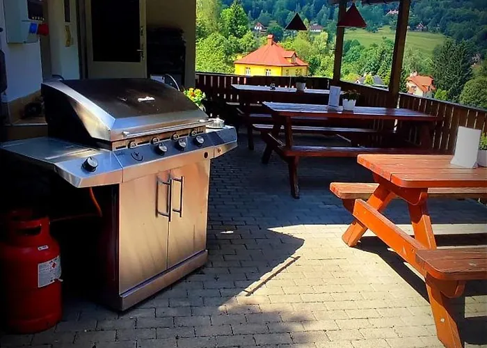 Helene S Mini Pivovarem 3* Kytlice